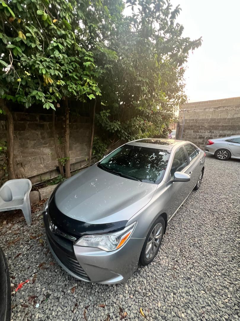 2016 Toyota Camry XLE