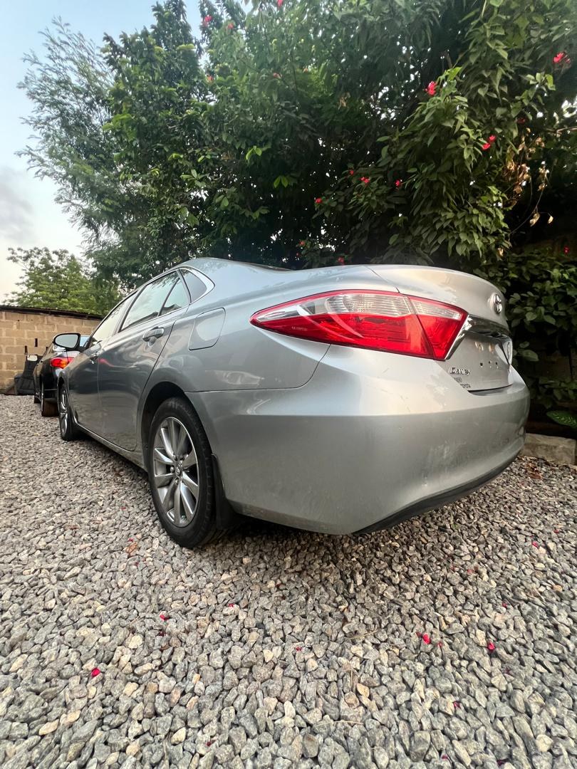 2016 Toyota Camry XLE