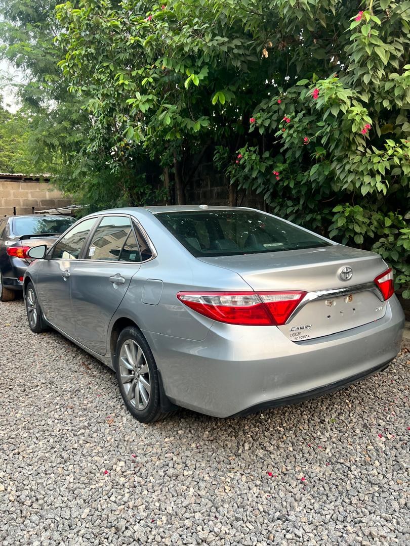 2016 Toyota Camry XLE