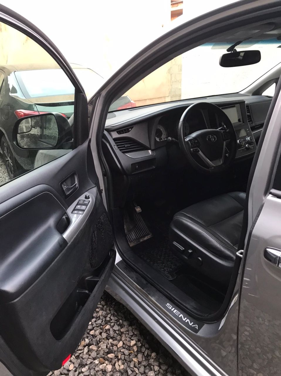 2015 Toyota Sienna SE